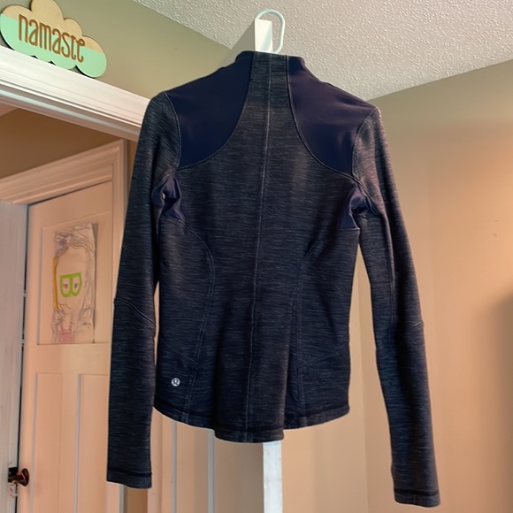 Lululemon Forme Jacket - Picture 3 of 8